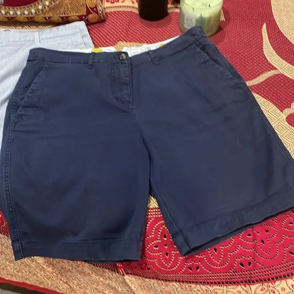 Boden bermuda shorts - Picture 2 of 14
